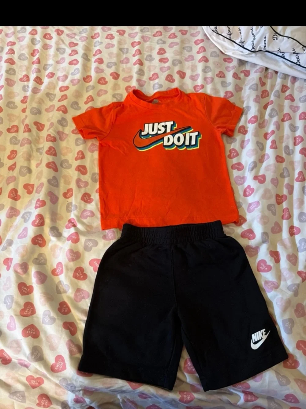 Nike short outift - Picture 8 of 8